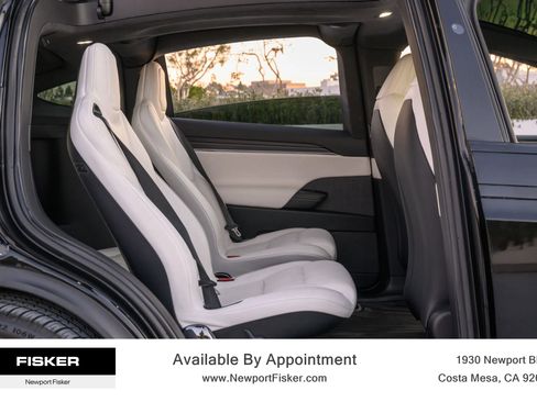 Used 2022 Tesla Model X Plaid image 26