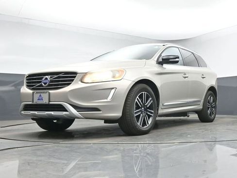 Used 2017 Volvo XC60 T5 Dynamic FWD image 13