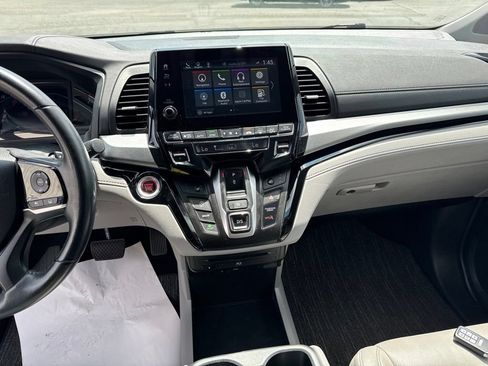 Used 2023 Honda Odyssey Touring image 19