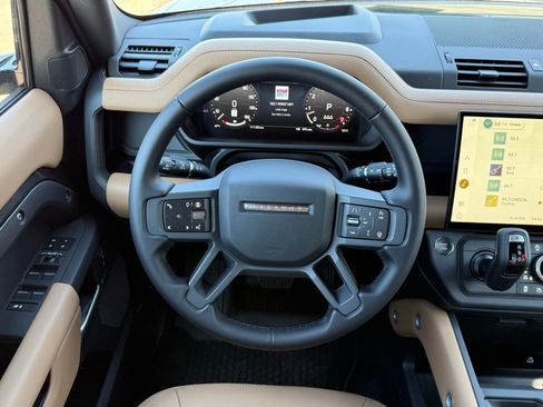 New 2026 Land Rover Defender 110 X-Dynamic SE image 18