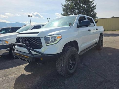Used 2021 Toyota Tundra Platinum AWD/4WD image 4