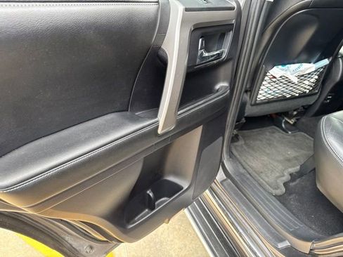 Used 2015 Toyota 4Runner Limited RWD image 26