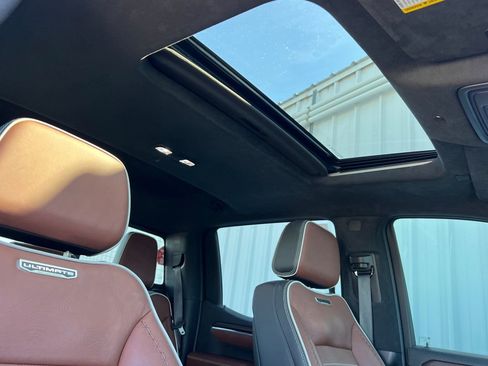 Used 2024 GMC Sierra 1500 Denali Ultimate image 16