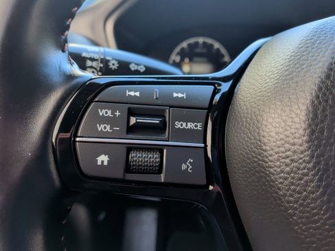 Certified 2025 Honda HR-V Sport image 18