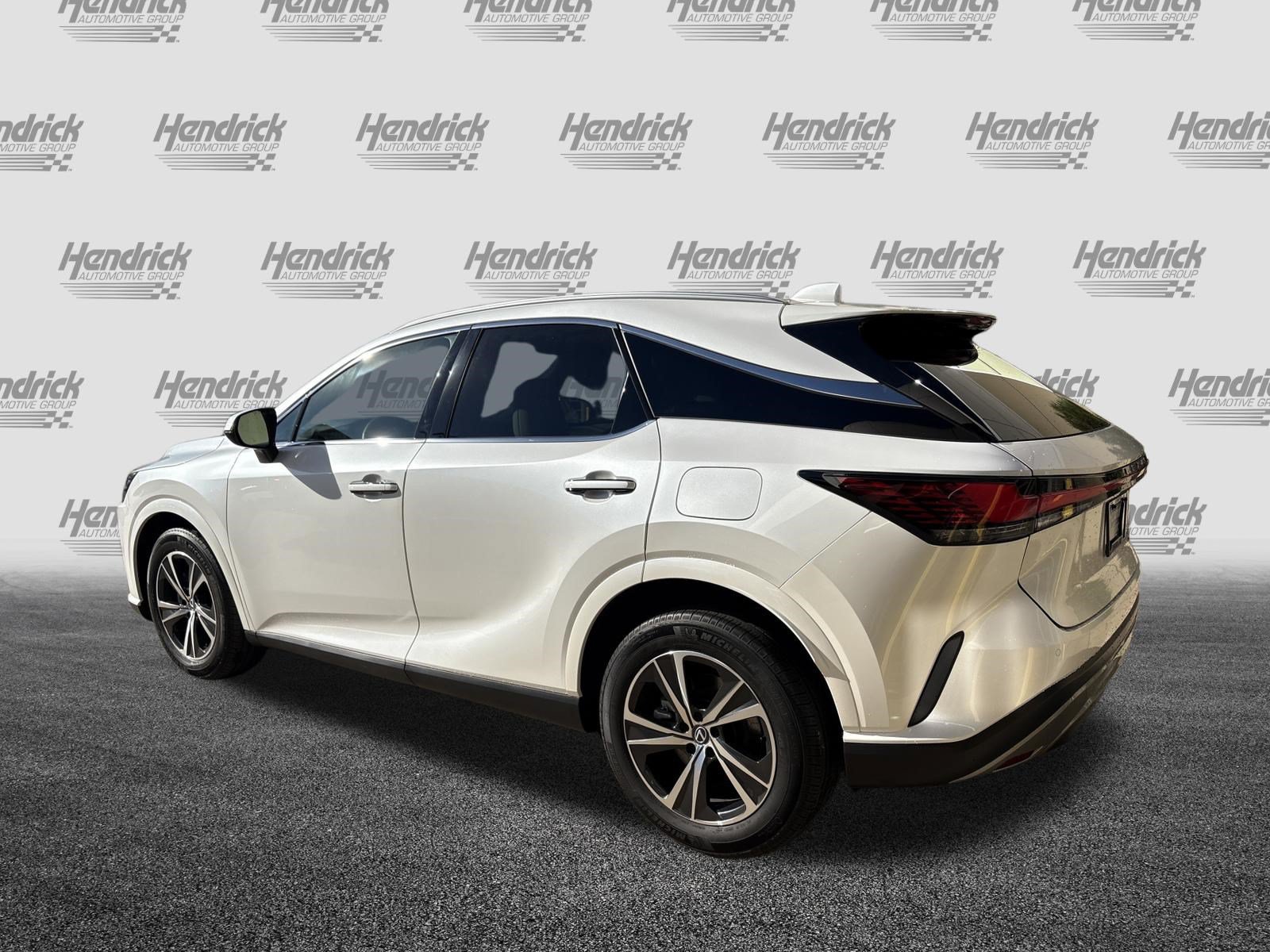 Used 2023 Lexus RX 350 Premium w/ Accessory Package AWD/4WD image 8
