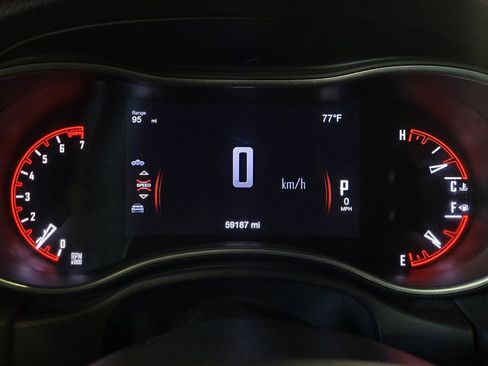 Used 2020 Dodge Durango SXT w/ 3rd Row Seating Group AWD/4WD image 23