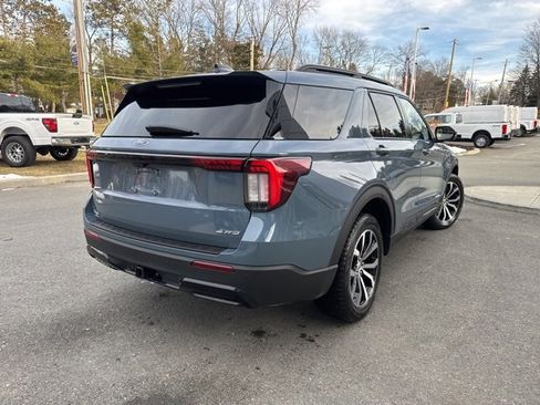 Certified 2025 Ford Explorer ST-Line image 6
