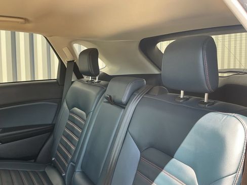 Used 2023 Ford Edge SEL w/ Sport Appearance Package AWD/4WD image 16