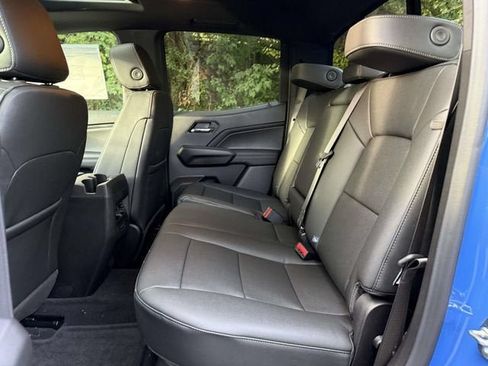 New 2026 GMC Canyon Elevation w/ Convenience Package AWD/4WD image 10