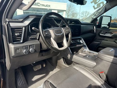 Used 2024 GMC Sierra 2500 Denali w/ Denali Reserve Package AWD/4WD image 20