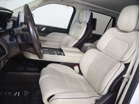 Used 2020 Lincoln Navigator Black Label AWD/4WD image 7