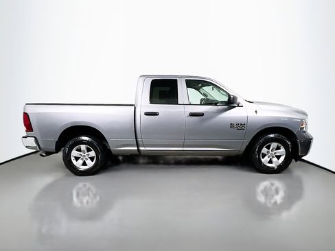 Used 2024 RAM 1500 Classic SLT image 3