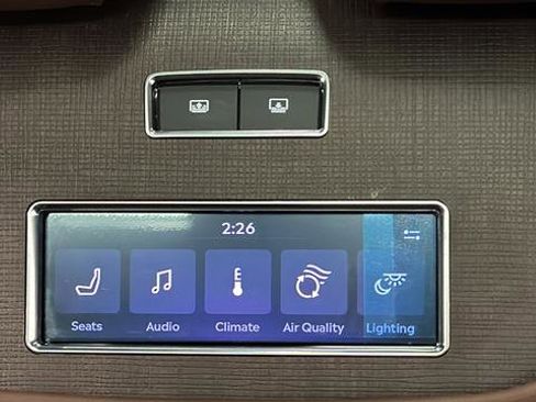 Used 2025 Lincoln Navigator L Reserve AWD/4WD image 40