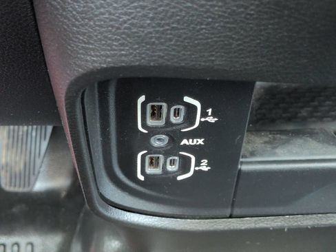 Used 2022 RAM 2500 Tradesman RWD image 20