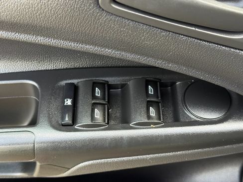 Used 2018 Ford Transit Connect XL FWD image 14