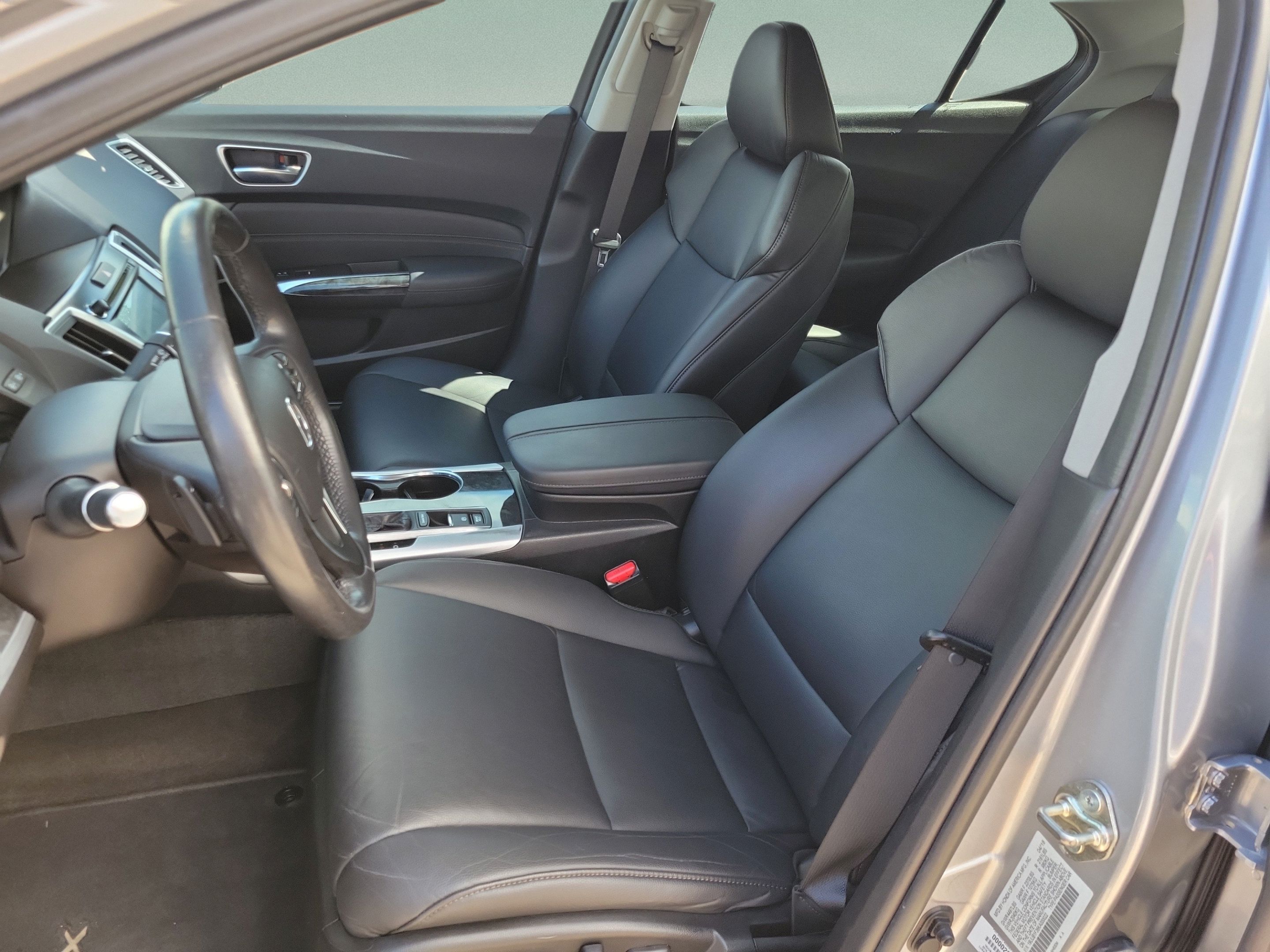 Used 2019 Acura TLX FWD image 17