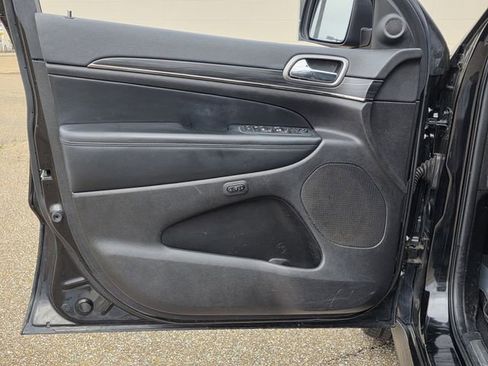 Used 2021 Jeep Grand Cherokee Limited X image 15