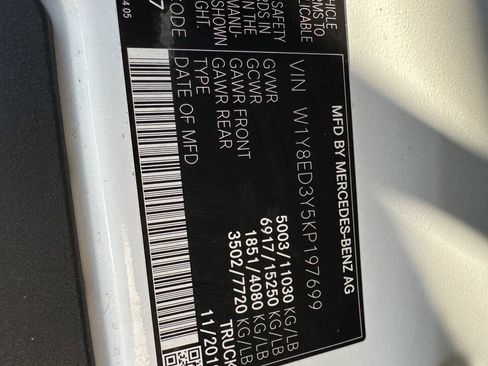 Used 2019 Mercedes-Benz Sprinter 3500 w/ Driver Convenience Package image 16
