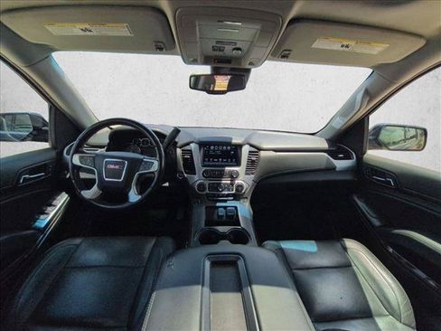 Used 2019 GMC Yukon XL SLT w/ Open Road Package RWD image 16