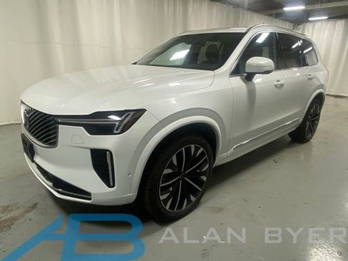 Used 2025 Volvo XC90 B6 Plus AWD/4WD image 1