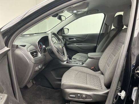 Certified 2022 Chevrolet Equinox LT image 3