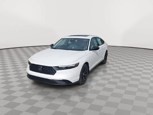 New 2025 Honda Accord SE image 4