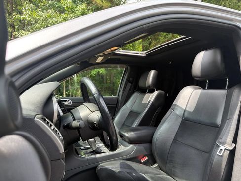 Used 2018 Jeep Grand Cherokee Altitude AWD/4WD image 11