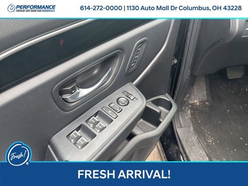 Used 2023 Honda Pilot EX-L image 18