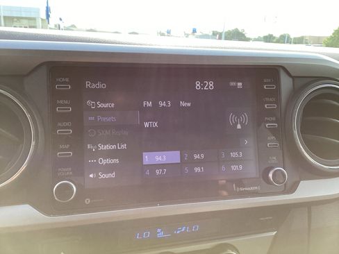 Used 2023 Toyota Tacoma SR5 w/ Technology Package AWD/4WD image 19