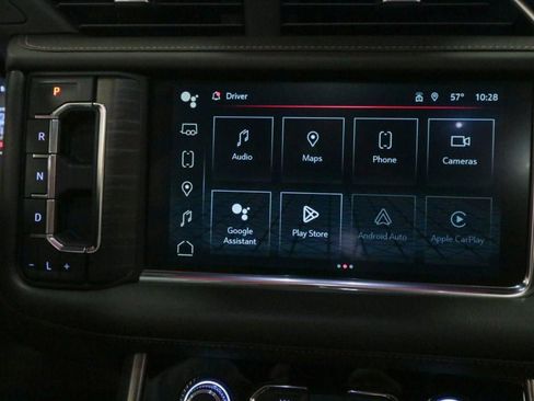 Used 2022 GMC Yukon Denali w/ Denali Premium Package image 17