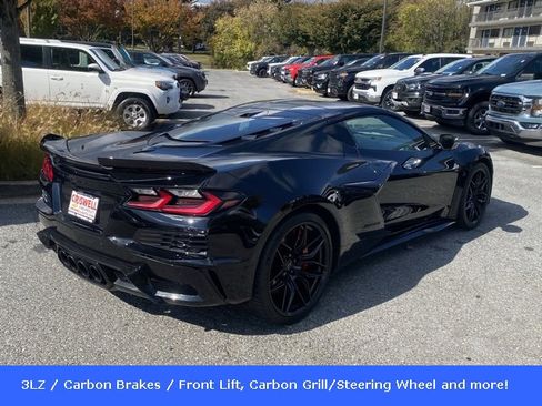 Used 2023 Chevrolet Corvette Z06 w/ Stealth Interior Trim Package image 8