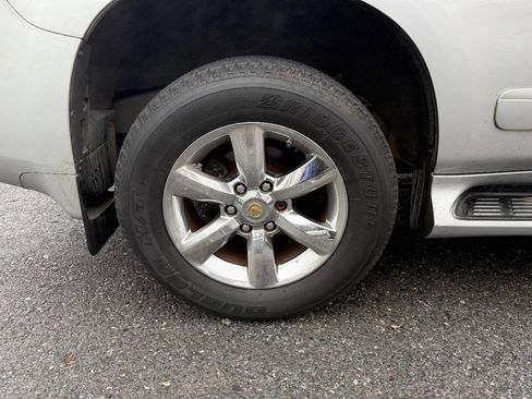 Used 2011 Lexus GX 460 Premium image 25