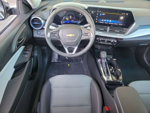 New 2026 Chevrolet Trax LT w/ Driver Confidence Package image 7