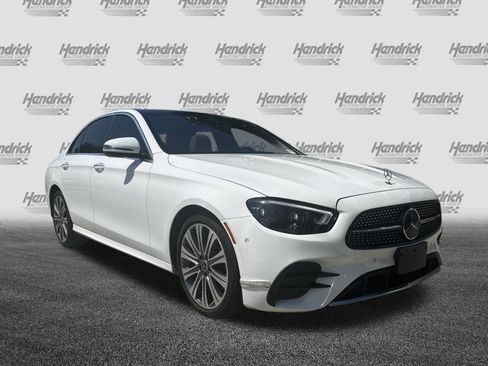 Used 2021 Mercedes-Benz E 350 4MATIC Sedan image 2