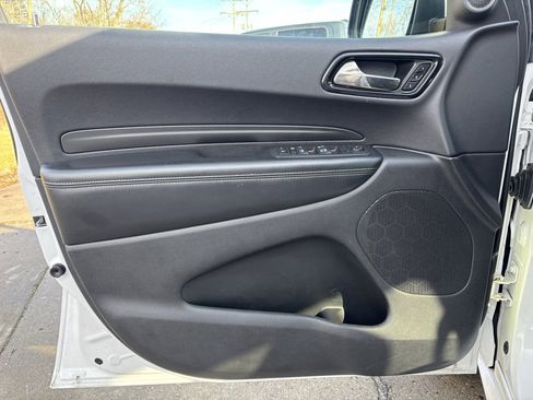 Used 2022 Dodge Durango GT image 19
