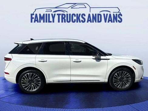 Used 2021 Lincoln Corsair Reserve w/ Sport Package image 6