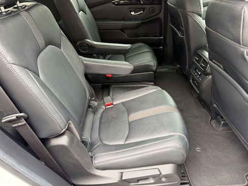 Used 2024 Honda Pilot EX-L image 28