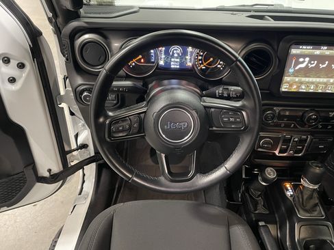 Used 2021 Jeep Wrangler Unlimited Sport w/ Sun And Sound Package AWD/4WD image 14