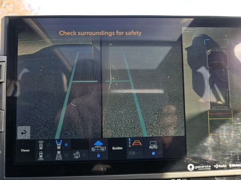 Used 2022 Toyota Tundra Limited image 24