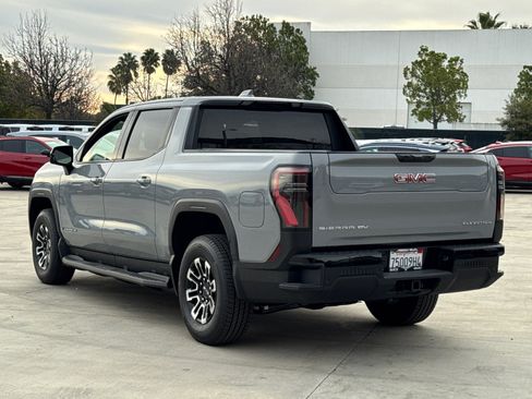 Used 2026 GMC Sierra EV Elevation AWD/4WD image 13