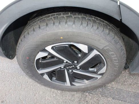 Used 2023 Kia Sportage LX image 58