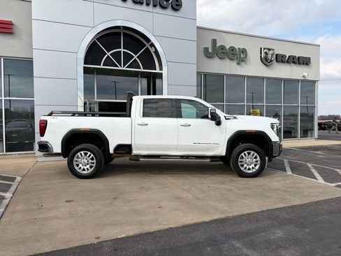 Used 2024 GMC Sierra 2500 SLT w/ Texas SLT Premium Package image 7