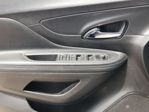 Used 2017 Buick Encore Preferred FWD image 27