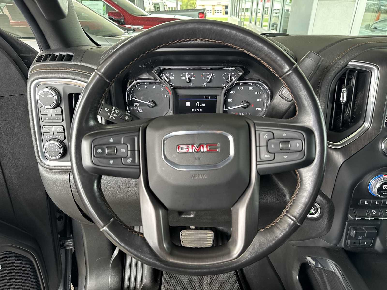 Used 2022 GMC Sierra 1500 AT4 w/ AT4 Preferred Package AWD/4WD image 10