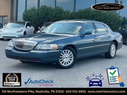 Used 2003 Lincoln Town Car Signature