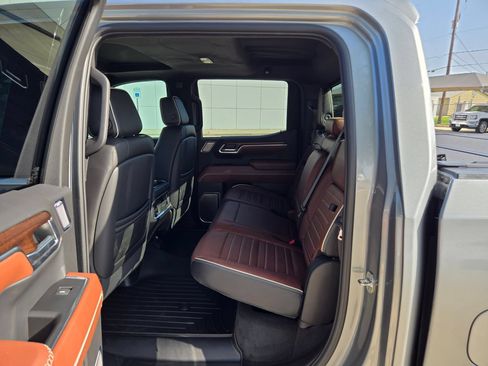 Certified 2025 GMC Sierra 1500 Denali Ultimate AWD/4WD image 21