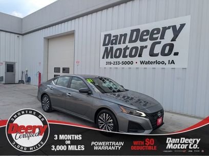 Used 2024 Nissan Altima 2.5 SV