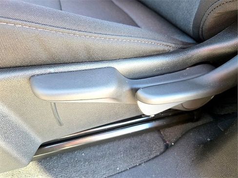 New 2026 Chevrolet Colorado Trail Boss w/ Off-Road Front Bumper Package image 17