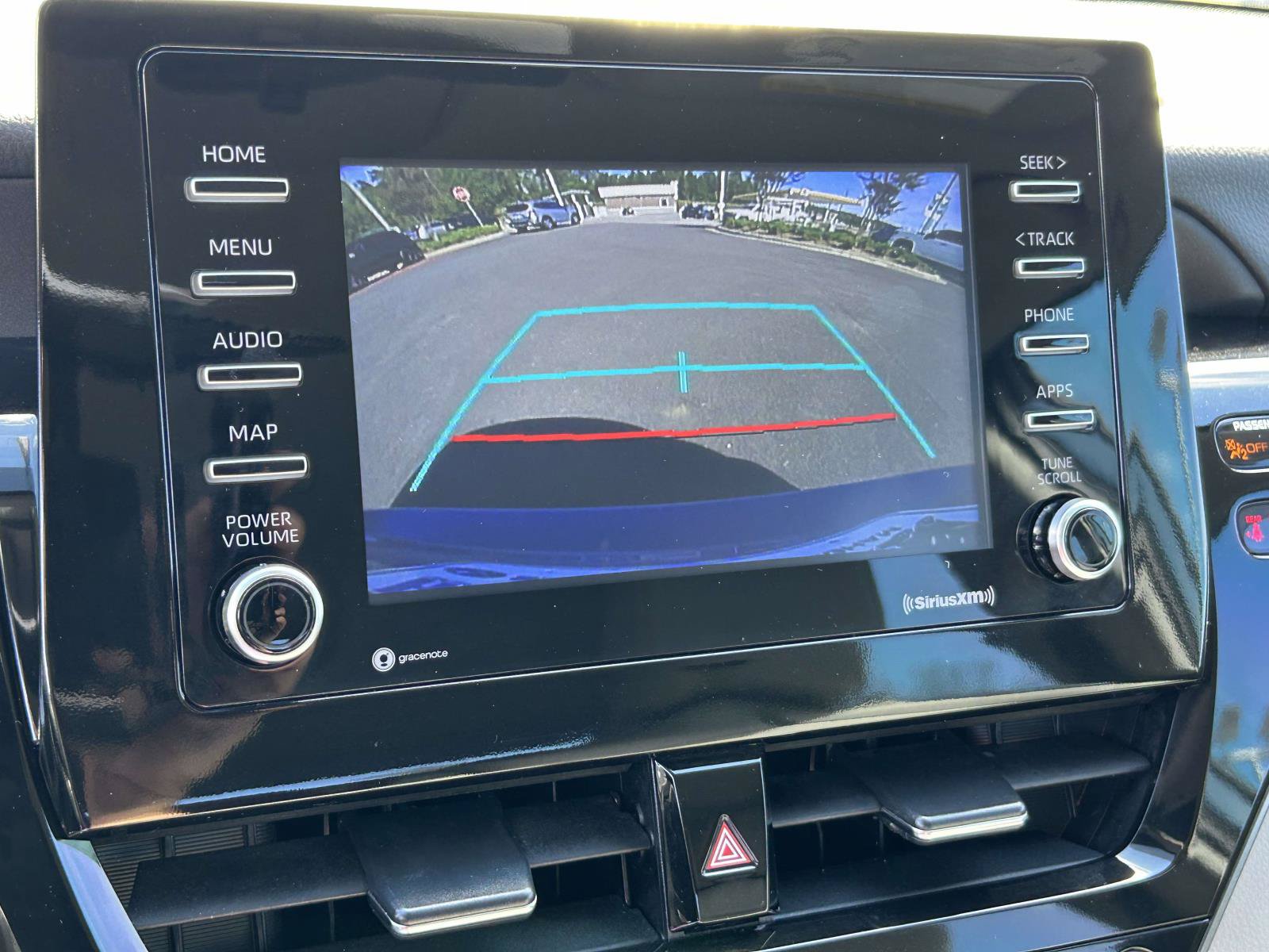 Used 2023 Toyota Camry SE FWD image 17