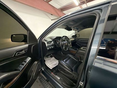 Used 2019 Chevrolet Tahoe LT w/ Off-Road Package image 10